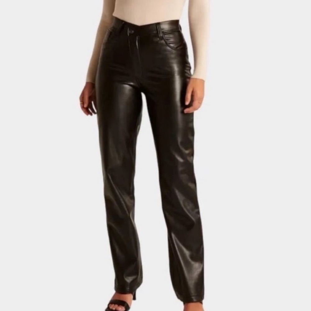 Abercrombie‎ & Fitch 90’s Straight Ultra High Rise Black Leather Pants 26 Short